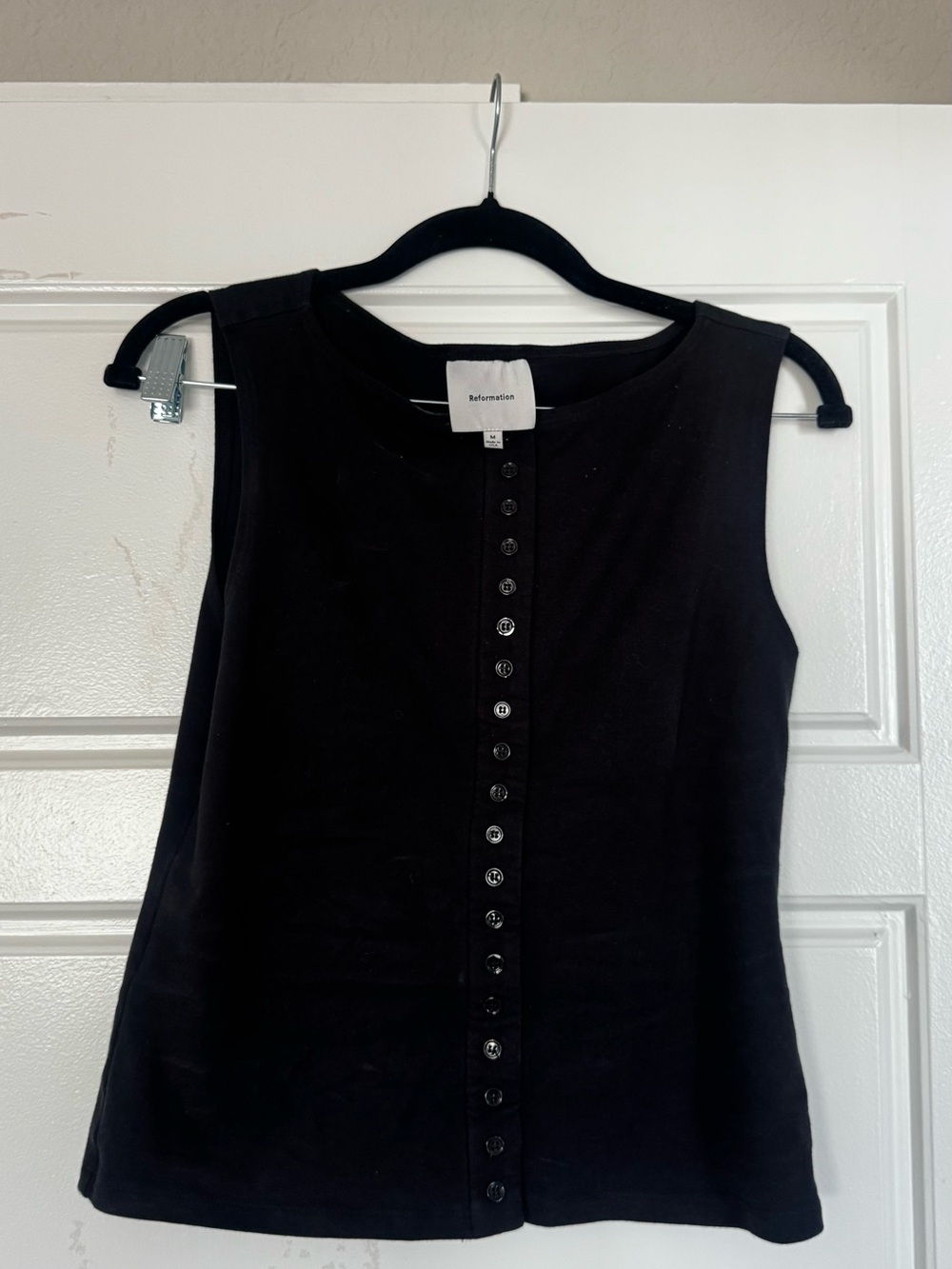 Reformation Black Button-Front Sleeveless Tank